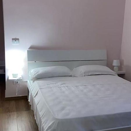 Апартаменты Foria House Napoli Экстерьер фото