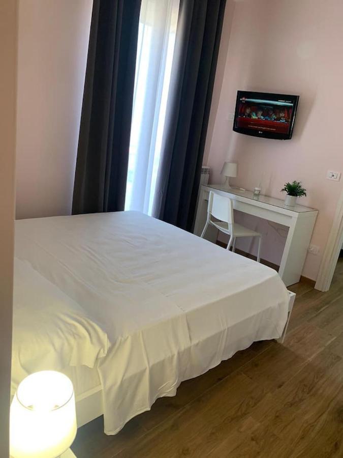 Апартаменты Foria House Napoli Экстерьер фото